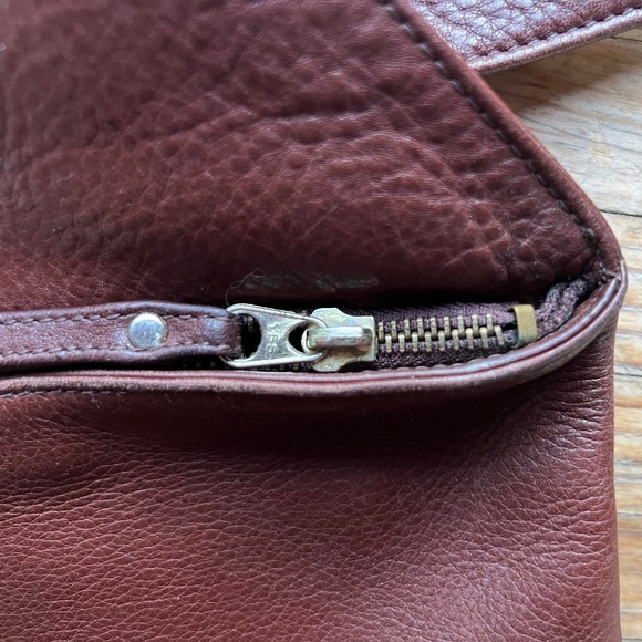 The Sak - Crossbody Sling - Brown Leather - Picture 5 of 7